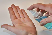 Domowy środek dezynfekujący do rąk – przepis i wykonanie