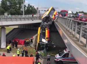 Wypadek autobusu w Warszawie. Kierowca był pod wpływem amfetaminy