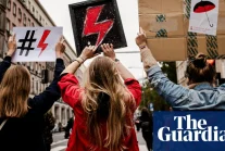 Obszerny artykuł o polskich protestach na głównej Guardiana