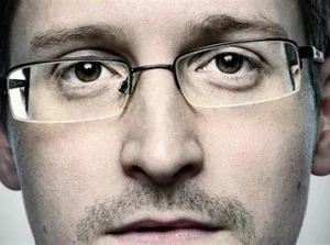 Edward Snowden "Jeśli kochasz prawdę, jesteś takim samym przestępcą jak Assange"