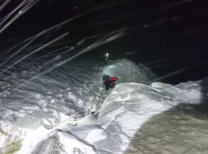 Zamieć śnieżna w Tatrach. Na Kasprowym Wierchu ponad 40 cm śniegu.