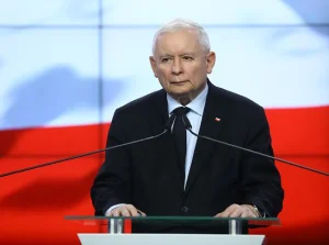 W Sejmie posiedzenie klubu PiS. Kaczyński: Nie jestem niczyim zakładnikiem