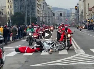Moment wypadku na przejeździe Mikołajów