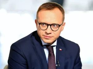 Artur Soboń ma naprawić "Polski Ład". Kim jest nowy wiceminister finansów