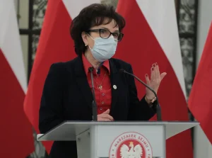Marszałek Elżbieta Witek zdecydowała: Obrady Sejmu odbędą się zdalnie.