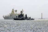 Rumuńskie MON: Rosyjski okręt wojenny zatrzymuje statki płynące na Ukrainę