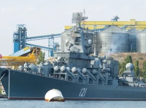 "Przysłali gotowe oświadczenie". Matki marynarzy z "Moskwy" zmuszane do...