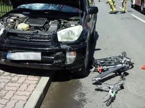 Dramatyczny wypadek w Krasnymstawie. Kierująca potrąciła rowerzystkę z...