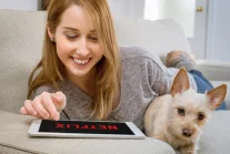 Reklamy na Netflix jeszcze w tym roku? Firma szuka pomocy u… Google