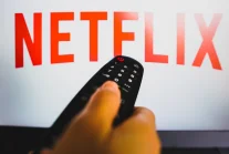 Netflix oficjalnie wprowadza ofertę opartą na reklamach (darmowy Netflix)