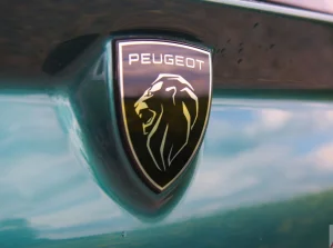 Peugeot daje klientom kupon na paliwo w wysokości 1200 euro