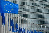 Komisja Europejska przyznaje sobie podwyżki i jednocześnie narzuca oszczędzanie