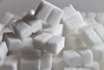 Fenomen na skalę światową. Rząd chce opodatkować cukier występujący w owocach!