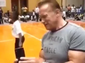 Arnold Schwarzenegger zaatakowany w Południowej Afryce