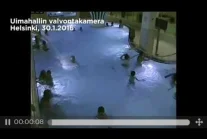 Dziecko przez 3 minuty topi się w basenie pełnym ludzi, nikt nie reaguje