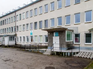 Chory wraca do Polski z objawami koronawirusa i włóczy się po szpitalach